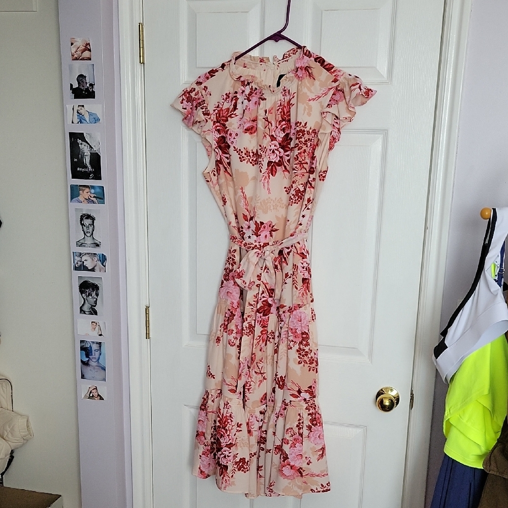 Floral Ruffle Sleeve Dress